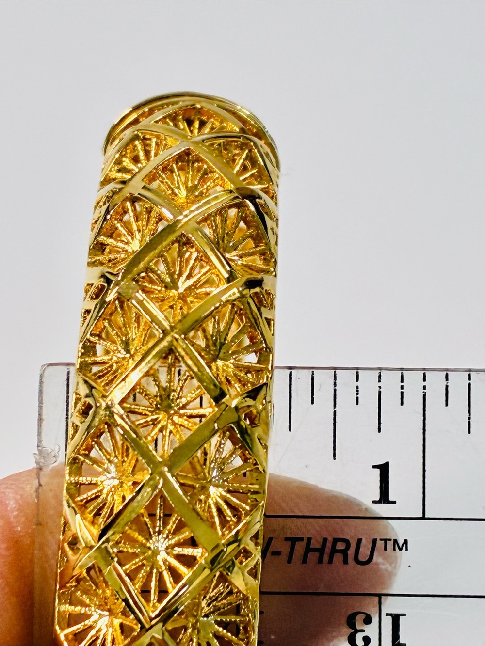 Stackable Gold Filigree Openwork Bangle Bracelet - Elegant Women's Jewelry - Picture 8 of 14